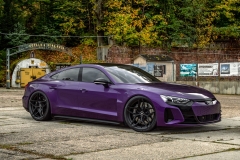 E-Tron-GT_Purple_Front