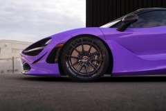 vrforged-d03r-mblk-mclaren-720s-purple-plaza-2