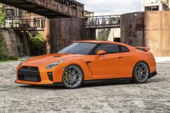 Nissan-GT-R-Orange_Front