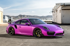 vrforged-d12-gloss-black-porsche-991-turbo-pink-1