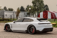 vrforged-d03-mblk-21in-porsche-taycan-cross-turismo-white-2