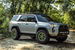 4Runner-Gray_Front